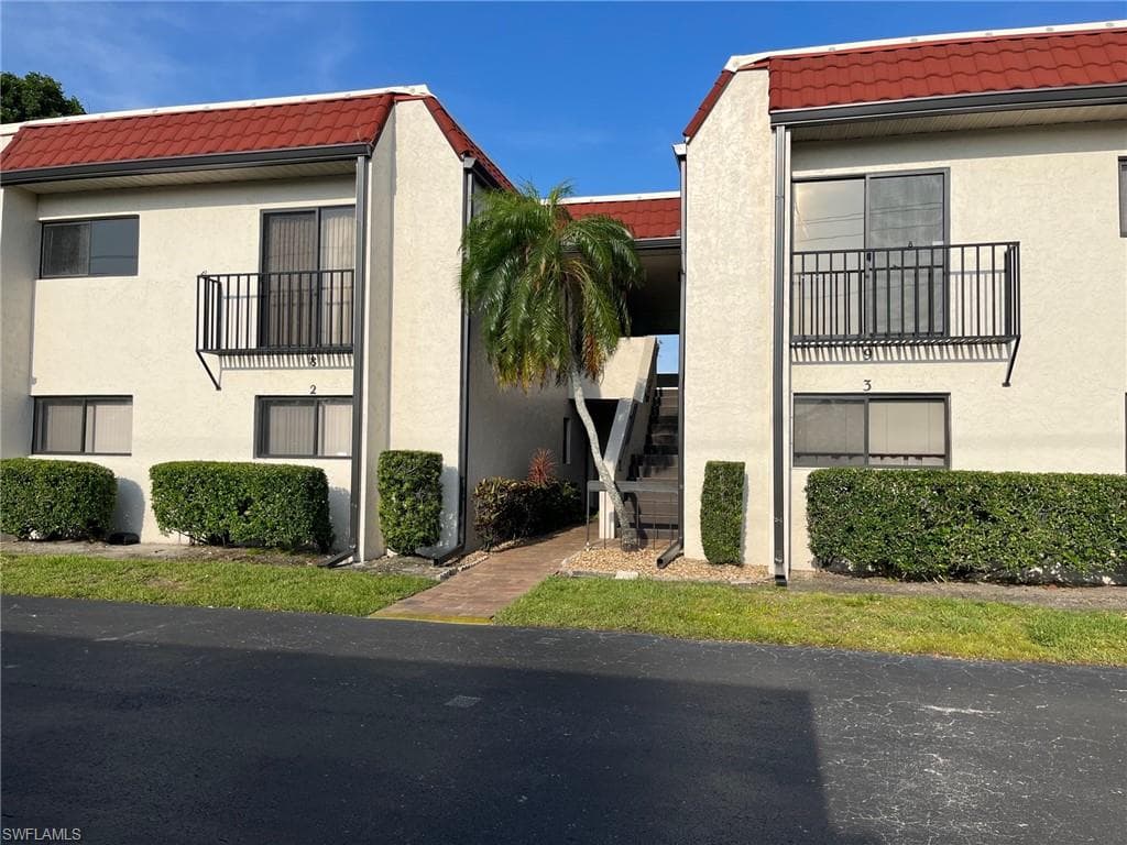 4728 Orange Grove BLVD 2 NORTH FORT MYERS, FL 33903
