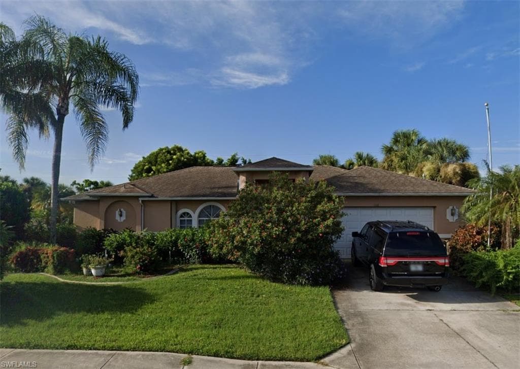 1108 Cape Coral PKWY W CAPE CORAL, FL 33914