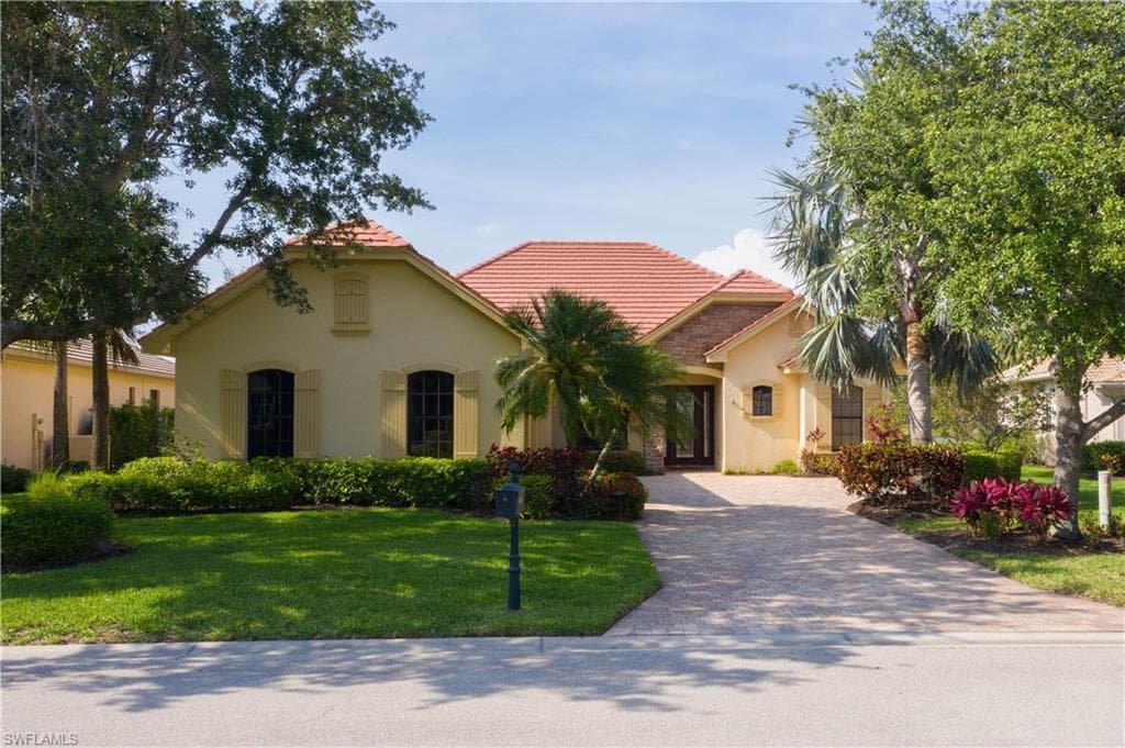 13421 Sabal Pointe DR FORT MYERS, FL 33905