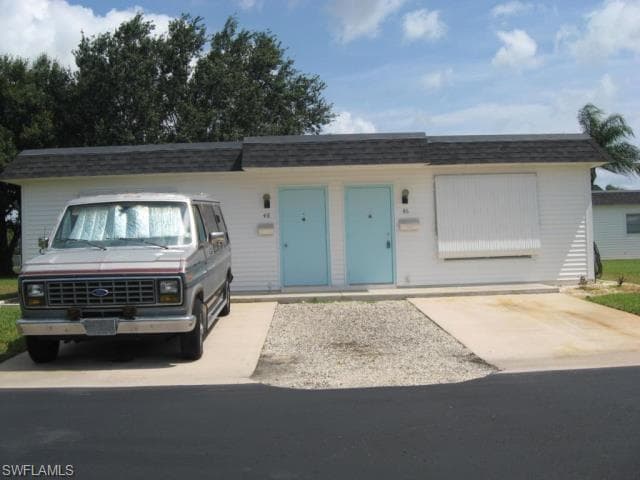 48 Tangelo CT LEHIGH ACRES, FL 33936