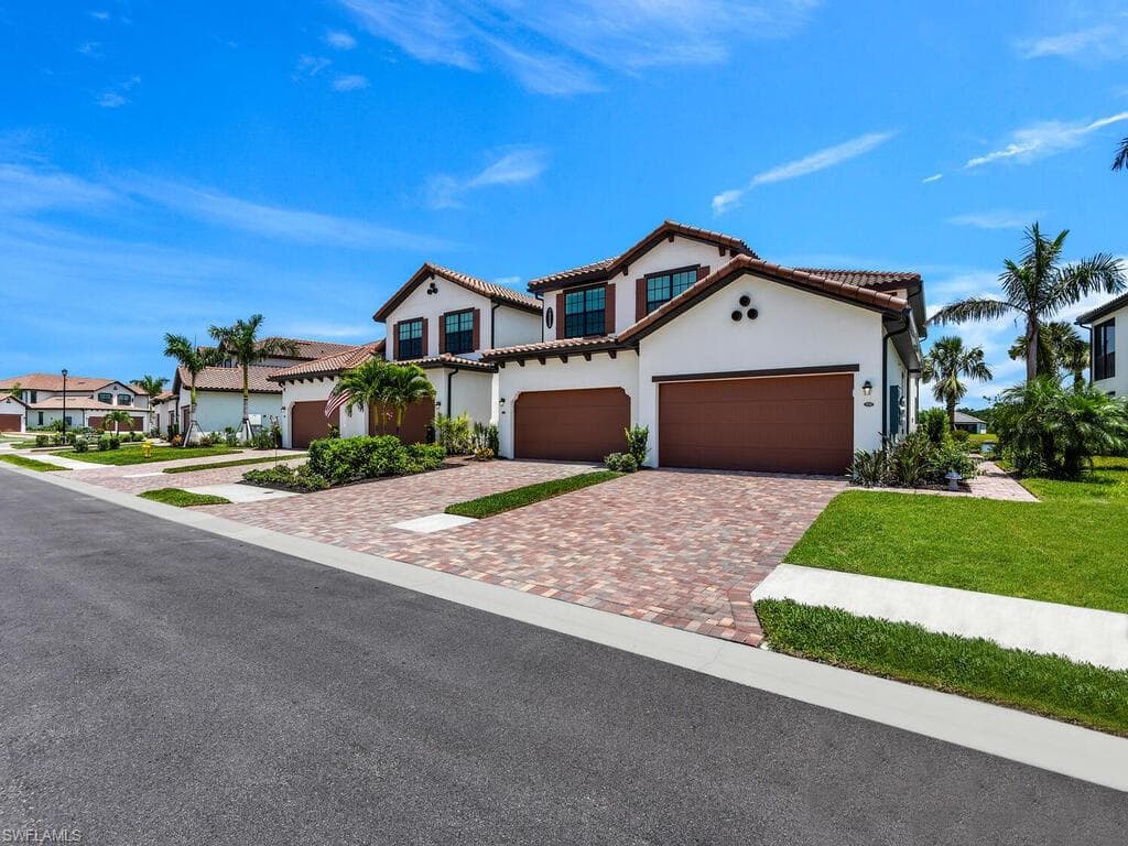 12020 Hawthorn Lake DR 201 FORT MYERS, FL 33913