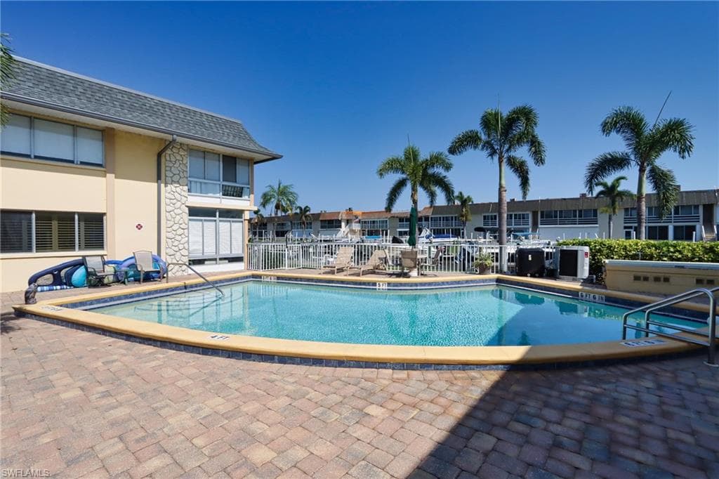 1669 Edith Esplanade 107 CAPE CORAL, FL 33904