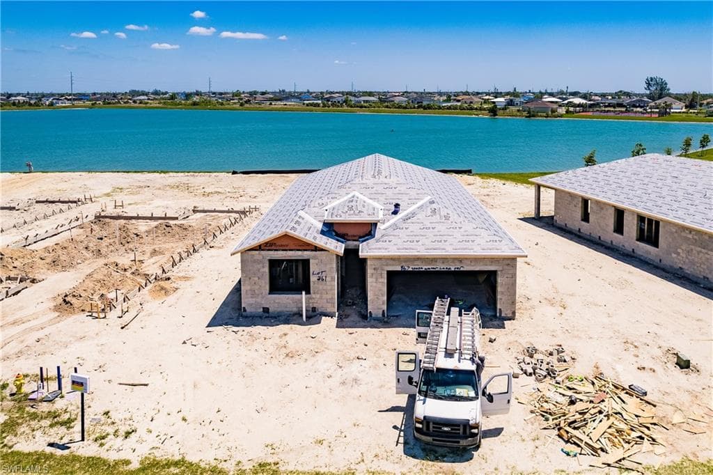 867 Stonewater Lake TER CAPE CORAL, FL 33993