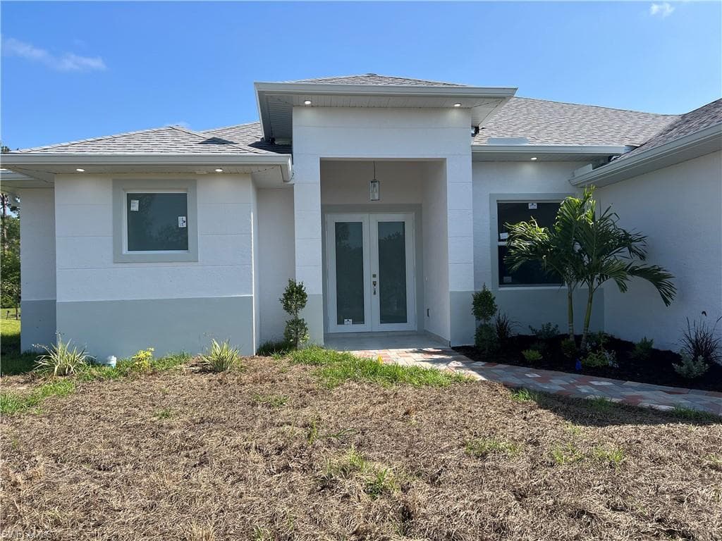 2104 Dixie WAY LEHIGH ACRES, FL 33972