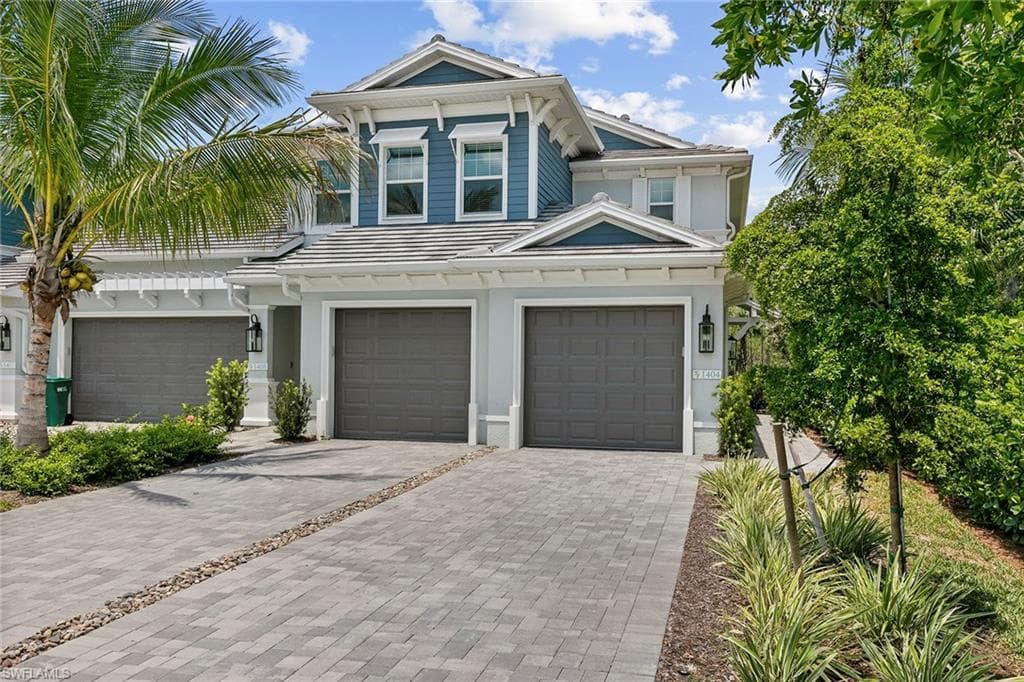 2626 Seychelles CIR 1404 NAPLES, FL 34112