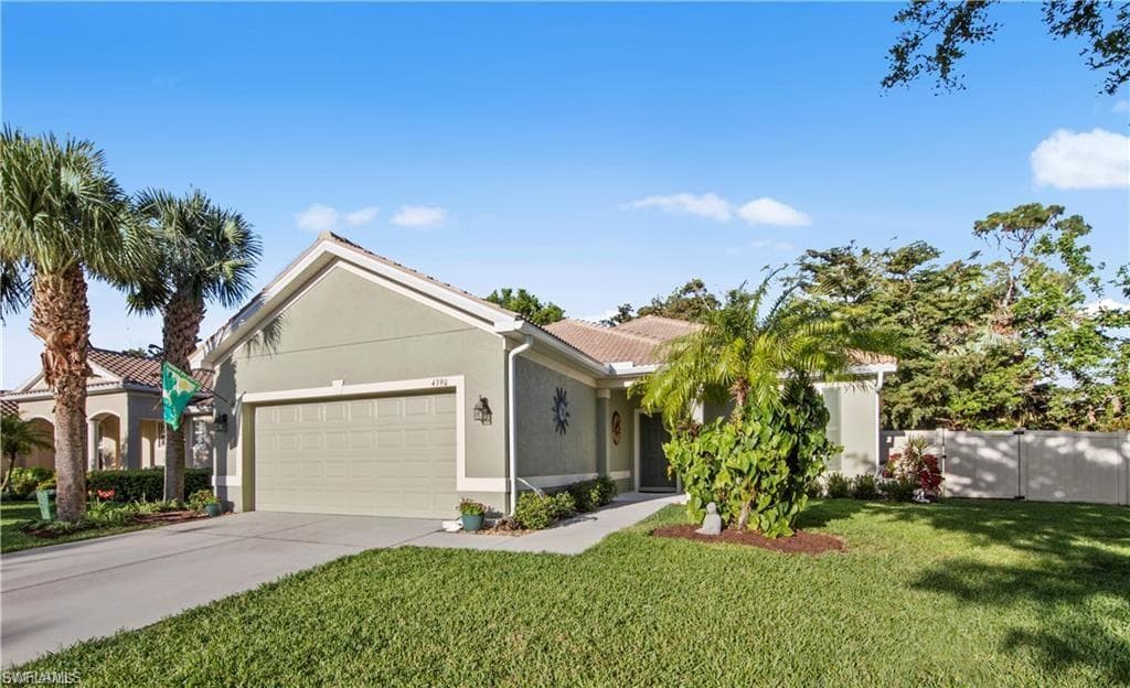 4390 Flat Wood CT FORT MYERS, FL 33908