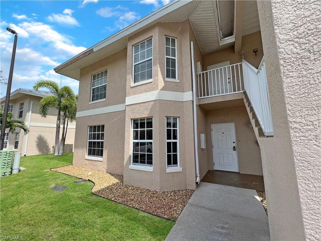 8423 Bernwood Cove LOOP 401 FORT MYERS, FL 33966