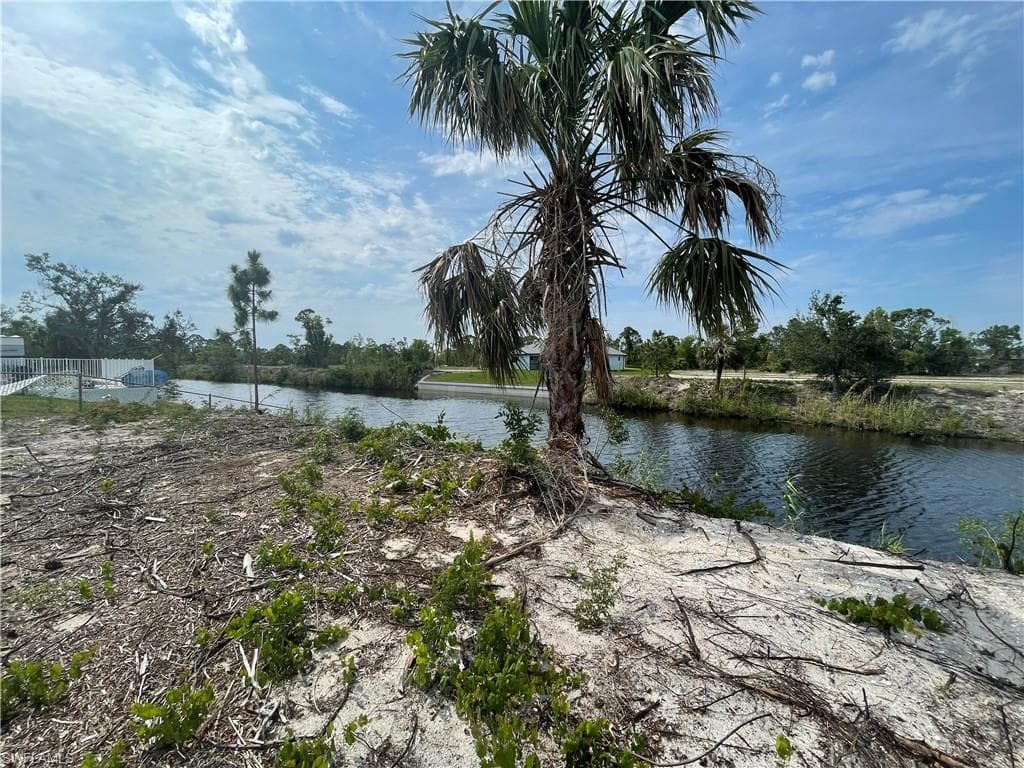 3405 NW 44th ST CAPE CORAL, FL 33993