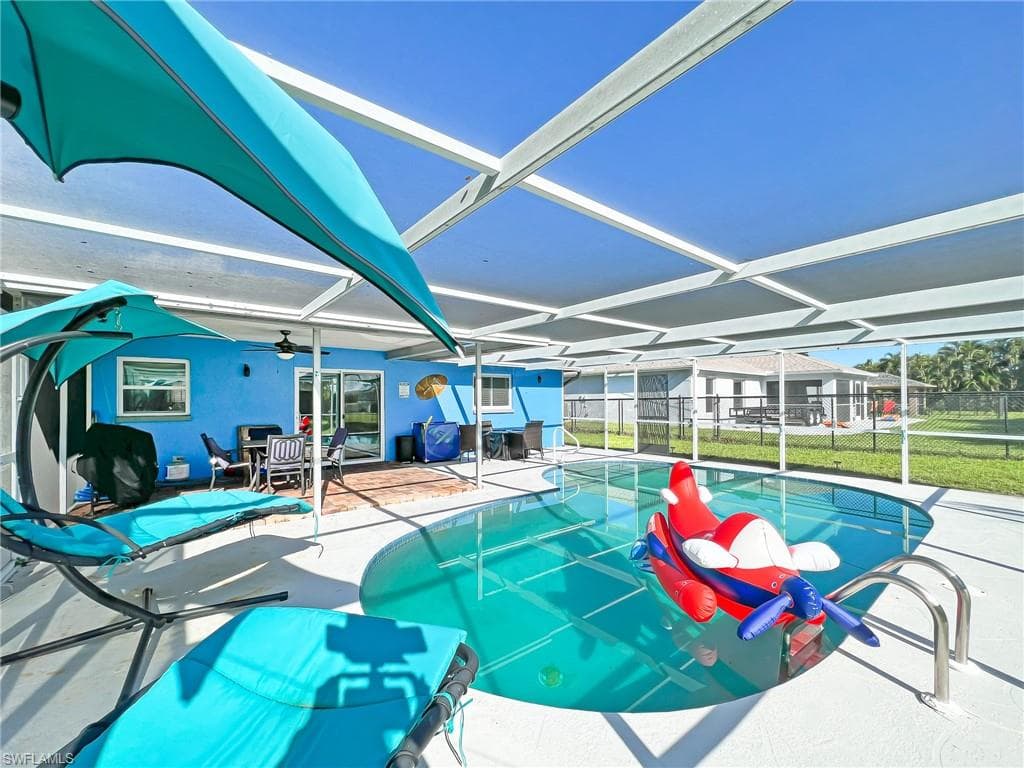 3427 SW 7th AVE CAPE CORAL, FL 33914