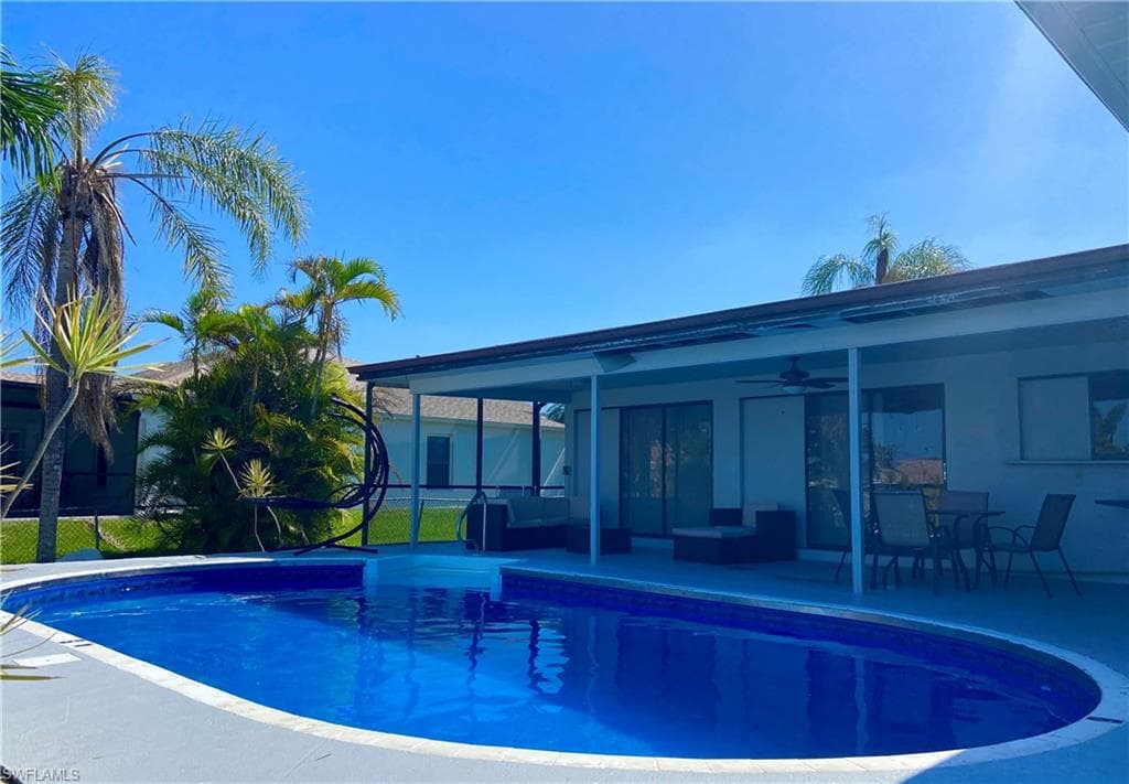 4908 SW 1st CT CAPE CORAL, FL 33914