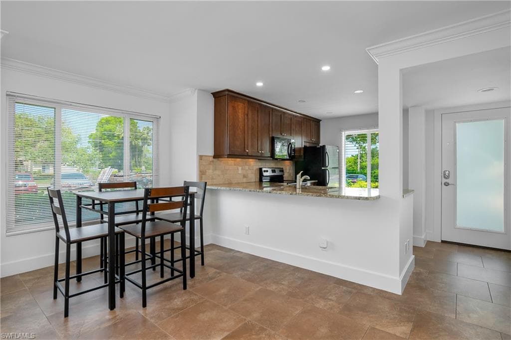 2127 San Marco RD 6-104 MARCO ISLAND, FL 34145