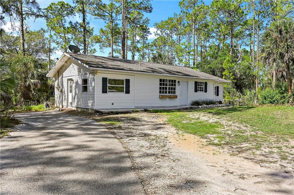 390 12th AVE NE NAPLES, FL 34120