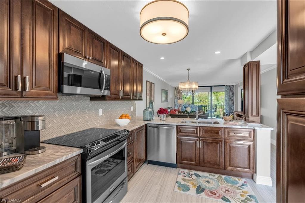 741 Collier BLVD 406 MARCO ISLAND, FL 34145