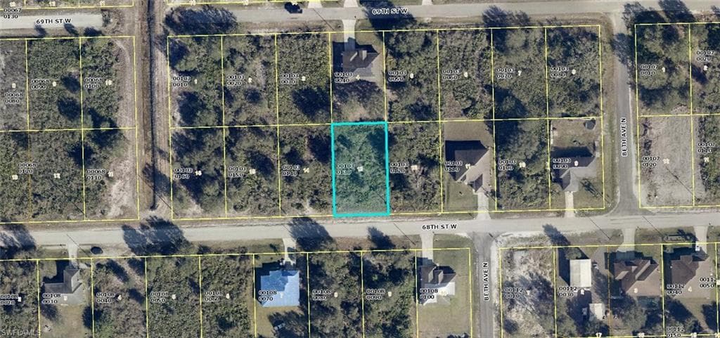 2522 68th ST W LEHIGH ACRES, FL 33971