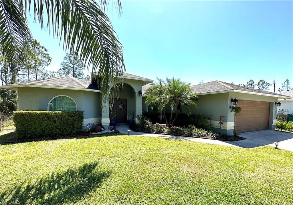 4538 18th ST NE NAPLES, FL 34120