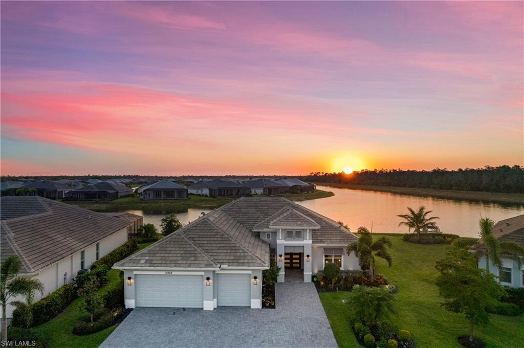 14384 Neptune AVE NAPLES, FL 34114