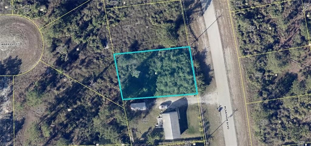 548 McArthur BLVD LEHIGH ACRES, FL 33974