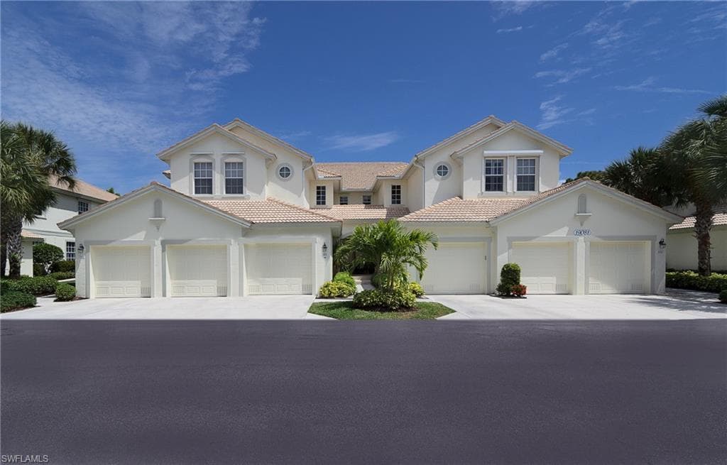 19081 Ridgepoint DR 101 ESTERO, FL 33928