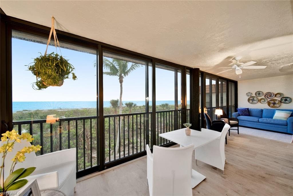 303 Periwinkle WAY 121 SANIBEL, FL 33957