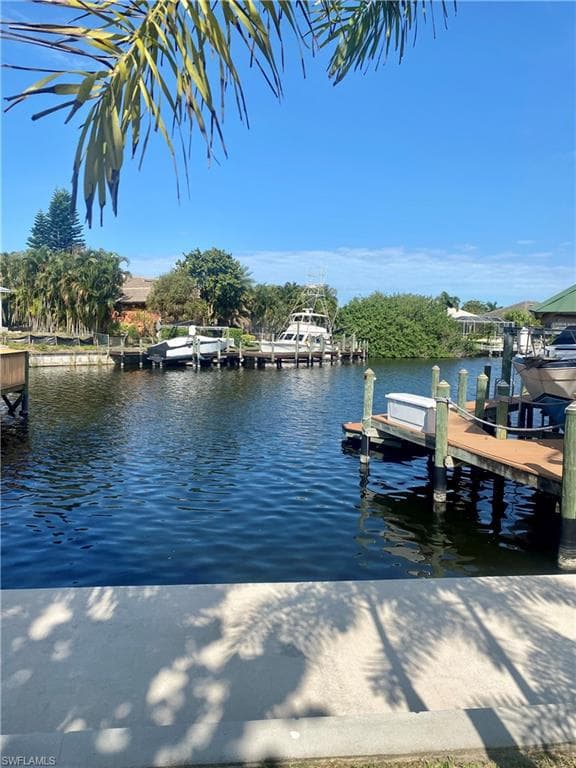 2554 SW 26th PL CAPE CORAL, FL 33914
