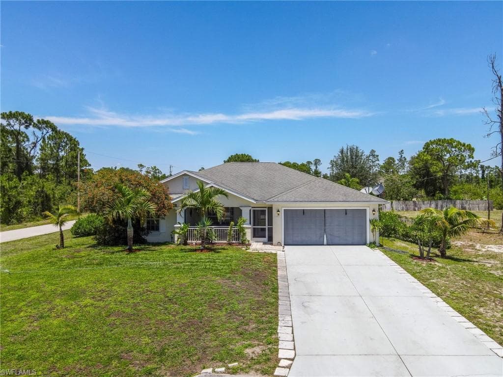 1107 Cumming ST E LEHIGH ACRES, FL 33974