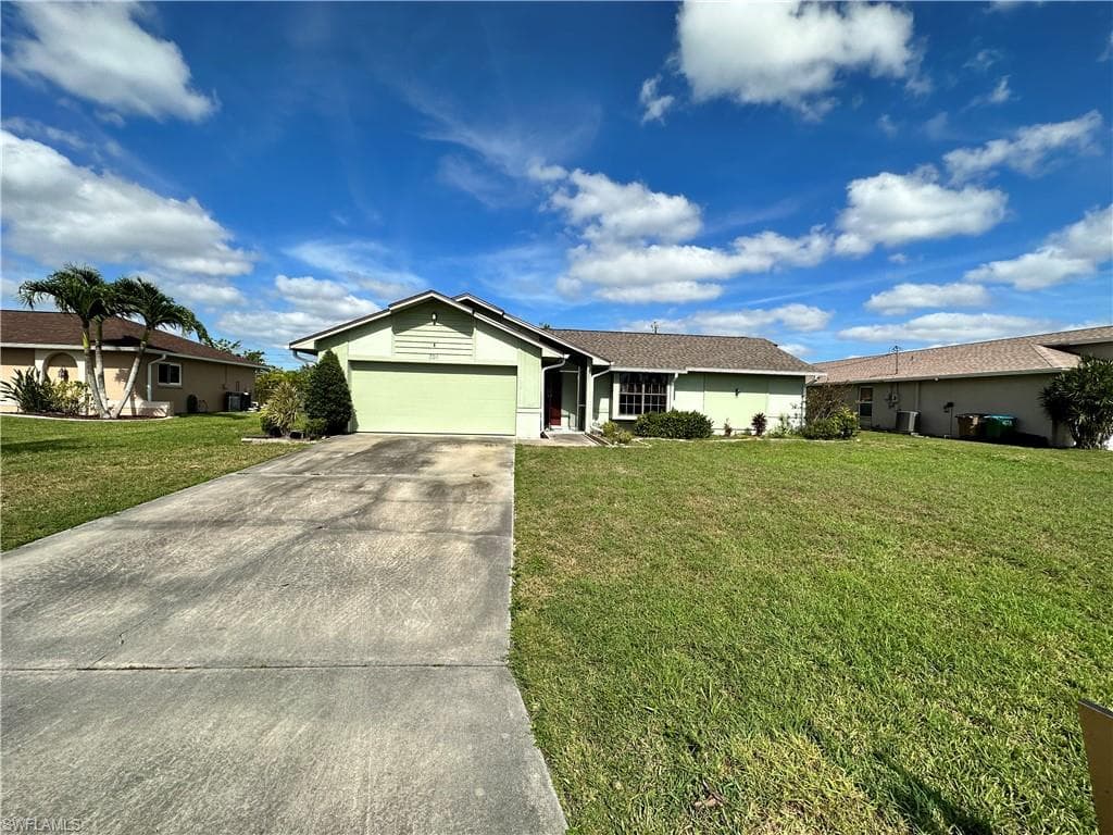 701 21st AVE CAPE CORAL, FL 33990
