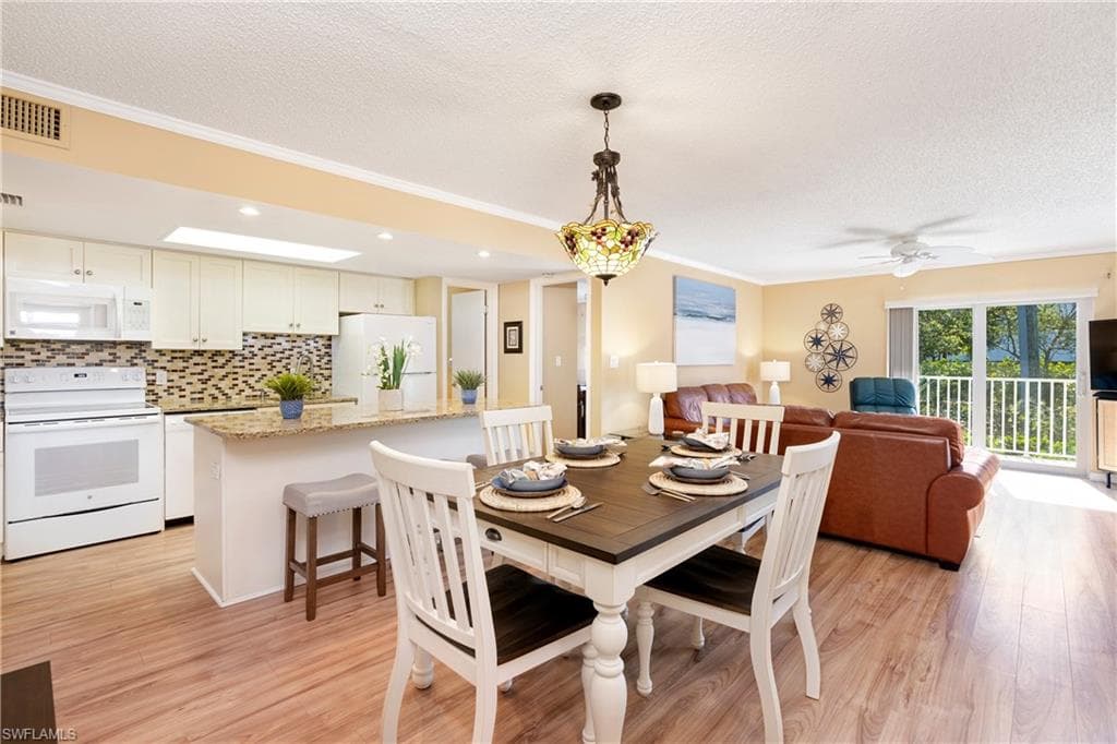 256 Palm DR 50-6 NAPLES, FL 34112