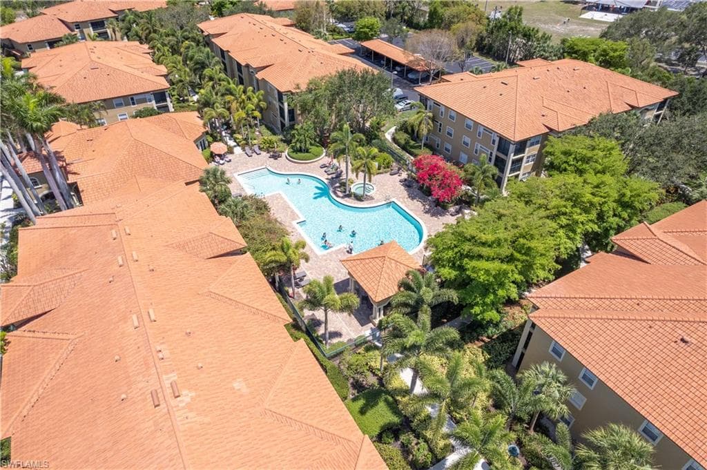 8870 Colonnades CT W 334 BONITA SPRINGS, FL 34135