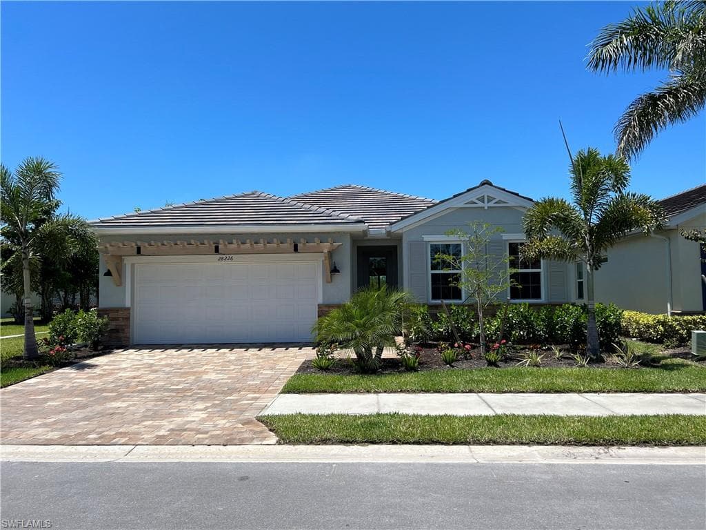 28226 Seasons Tide AVE BONITA SPRINGS, FL 34135
