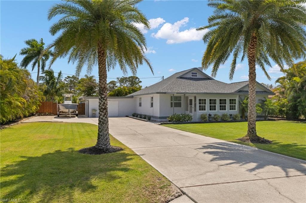 27379 Pullen AVE BONITA SPRINGS, FL 34135