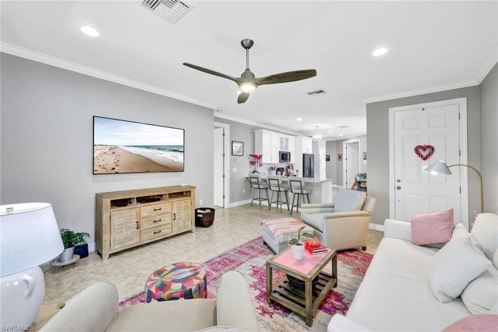13466 Kent ST NAPLES, FL 34109