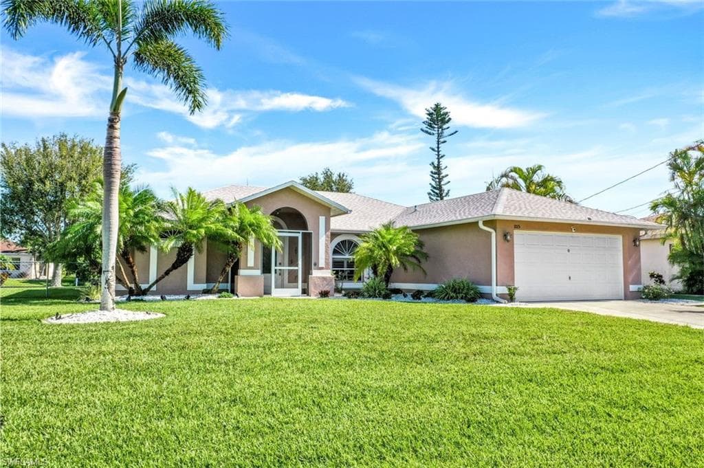 1015 6th ST CAPE CORAL, FL 33990