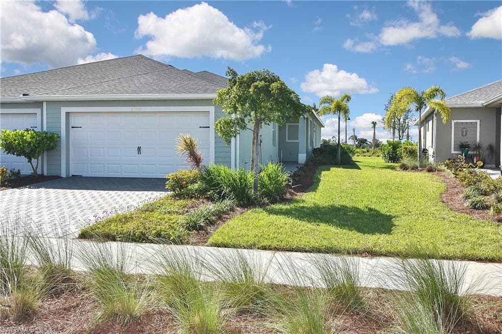 17605 Woodland CT PUNTA GORDA, FL 33982