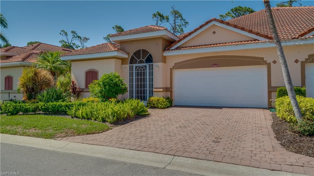 13957 Avon Park CIR FORT MYERS, FL 33912