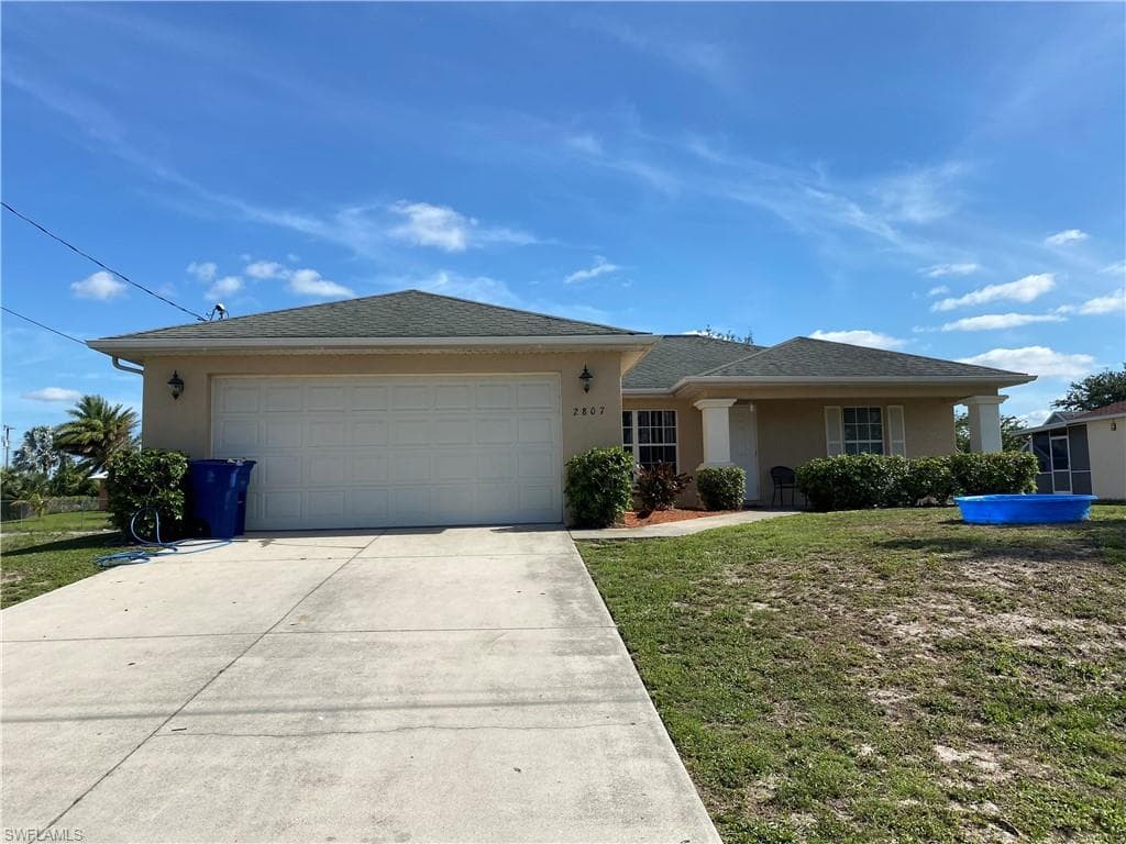 2807 44th ST SW LEHIGH ACRES, FL 33976
