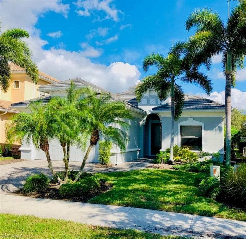 1374 Serrano CIR NAPLES, FL 34105
