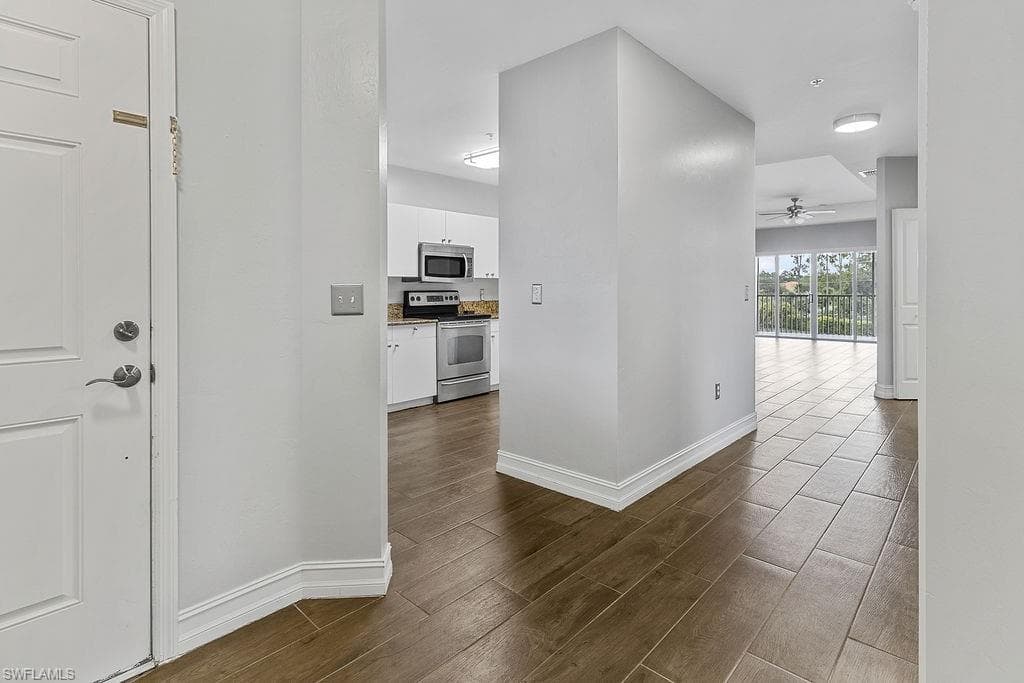 7827 Regal Heron CIR 306 NAPLES, FL 34104