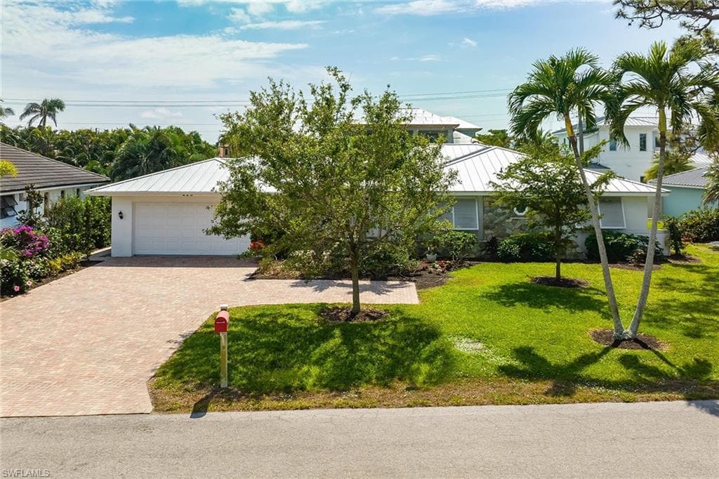 420 South Golf DR NAPLES, FL 34102