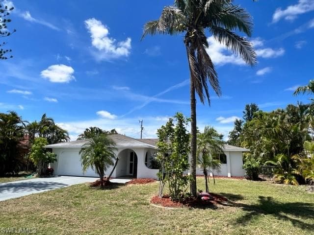 1707 SE 8th ST CAPE CORAL, FL 33990