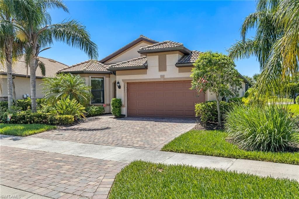 10821 Dennington RD FORT MYERS, FL 33913