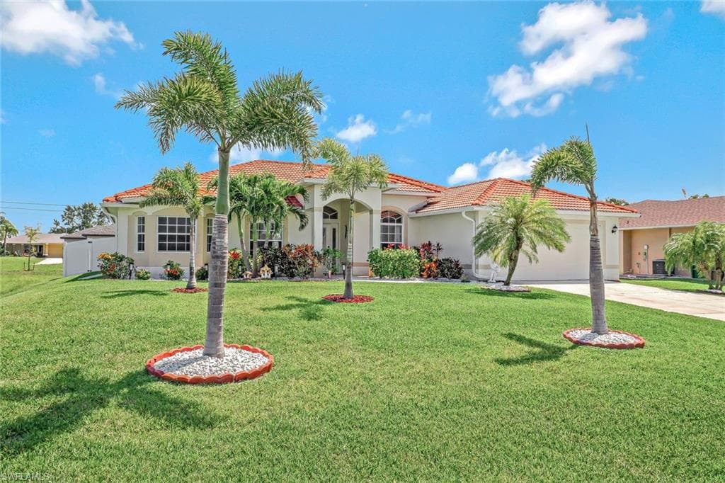 1422 SW 13th ST CAPE CORAL, FL 33991