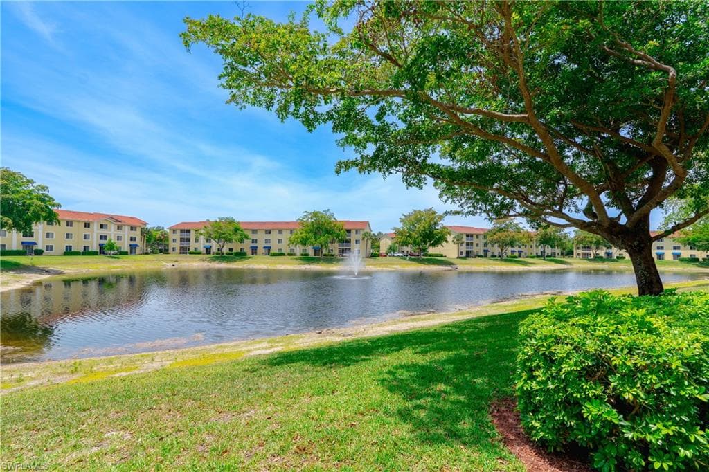 8264 Key Royal CIR 813 NAPLES, FL 34119