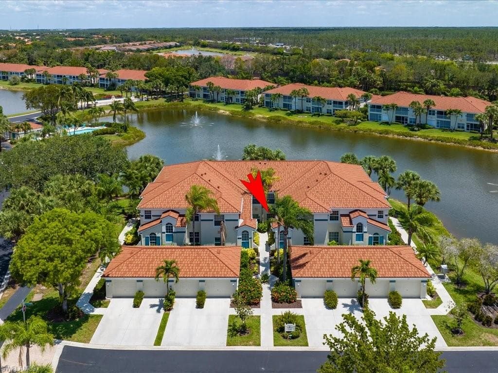 10910 Oak Island RD 103 ESTERO, FL 34135