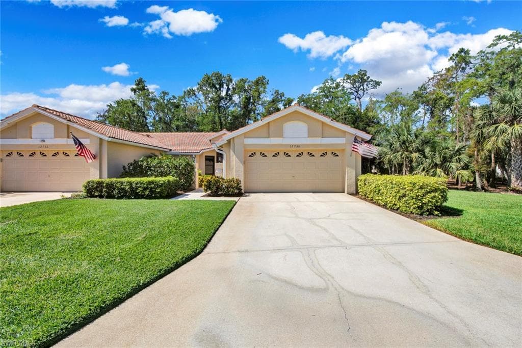 12730 GLEN HOLLOW DR BONITA SPRINGS, FL 34135
