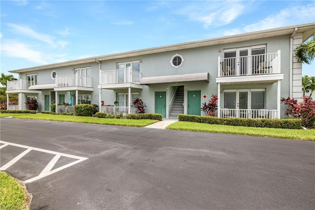 3336 N Key DR 8 NORTH FORT MYERS, FL 33903