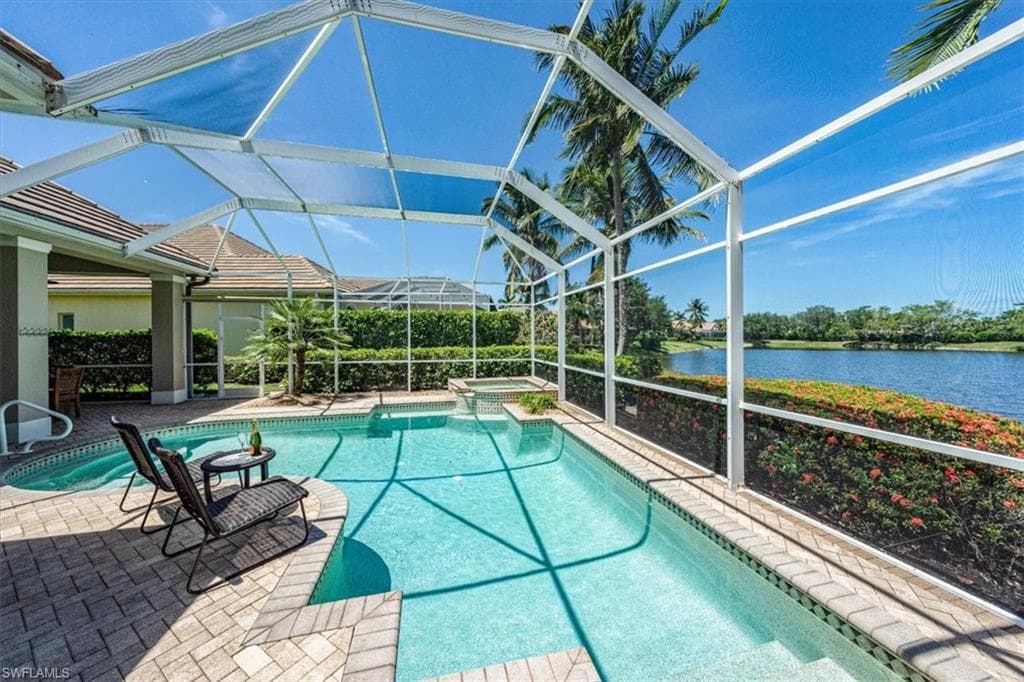 8475 Mallards WAY NAPLES, FL 34114