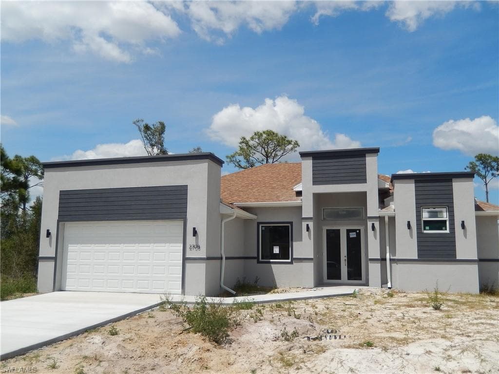 2708 20th ST W LEHIGH ACRES, FL 33971
