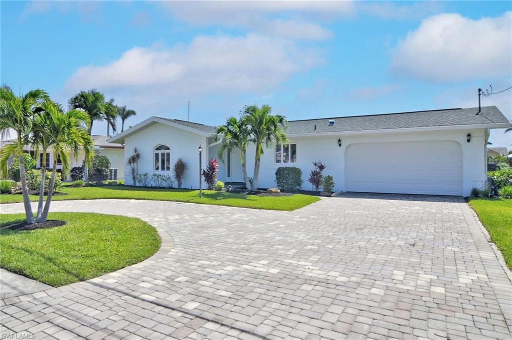 4821 Pelican BLVD CAPE CORAL, FL 33914