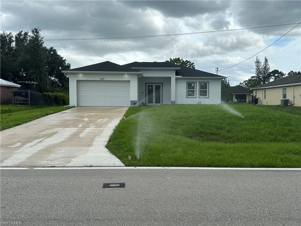 3417 40th ST SW LEHIGH ACRES, FL 33976