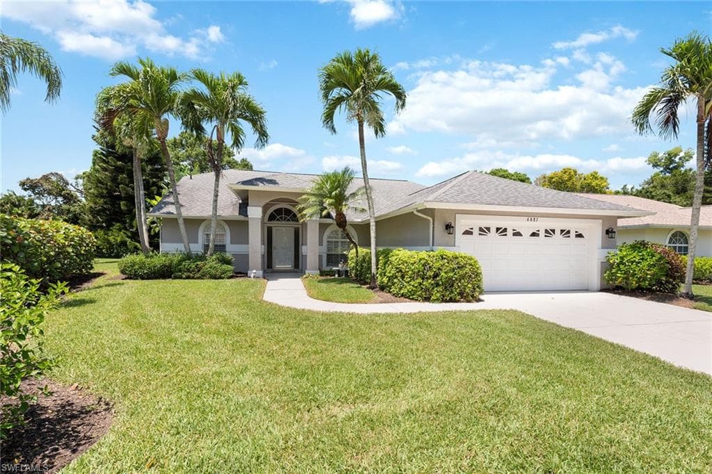 6887 Lone Oak BLVD NAPLES, FL 34109